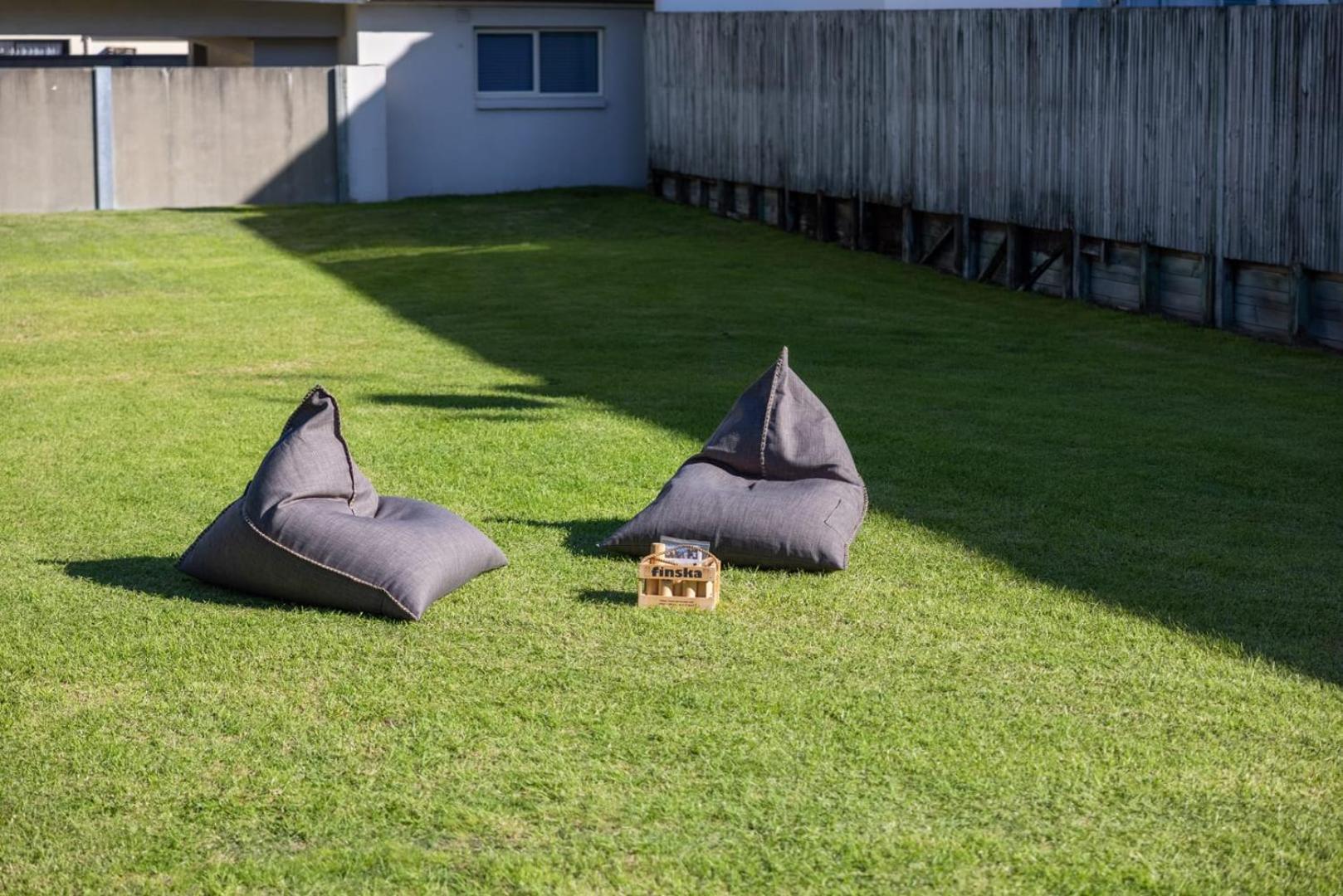 Villa The Iconic Kiwi Bach, Full Site Downtown Mount Mount Maunganui Exterior foto