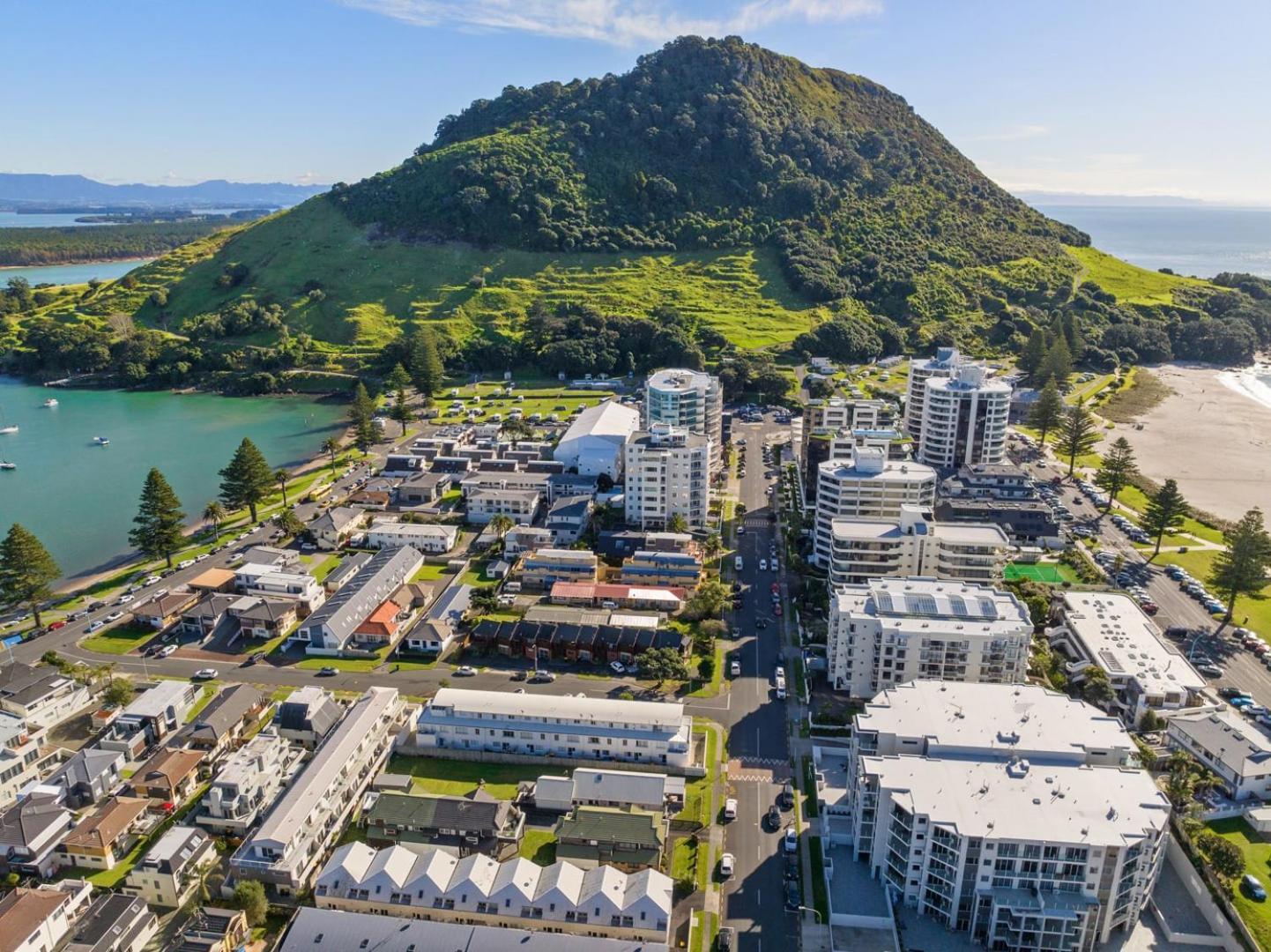 Villa The Iconic Kiwi Bach, Full Site Downtown Mount Mount Maunganui Exterior foto